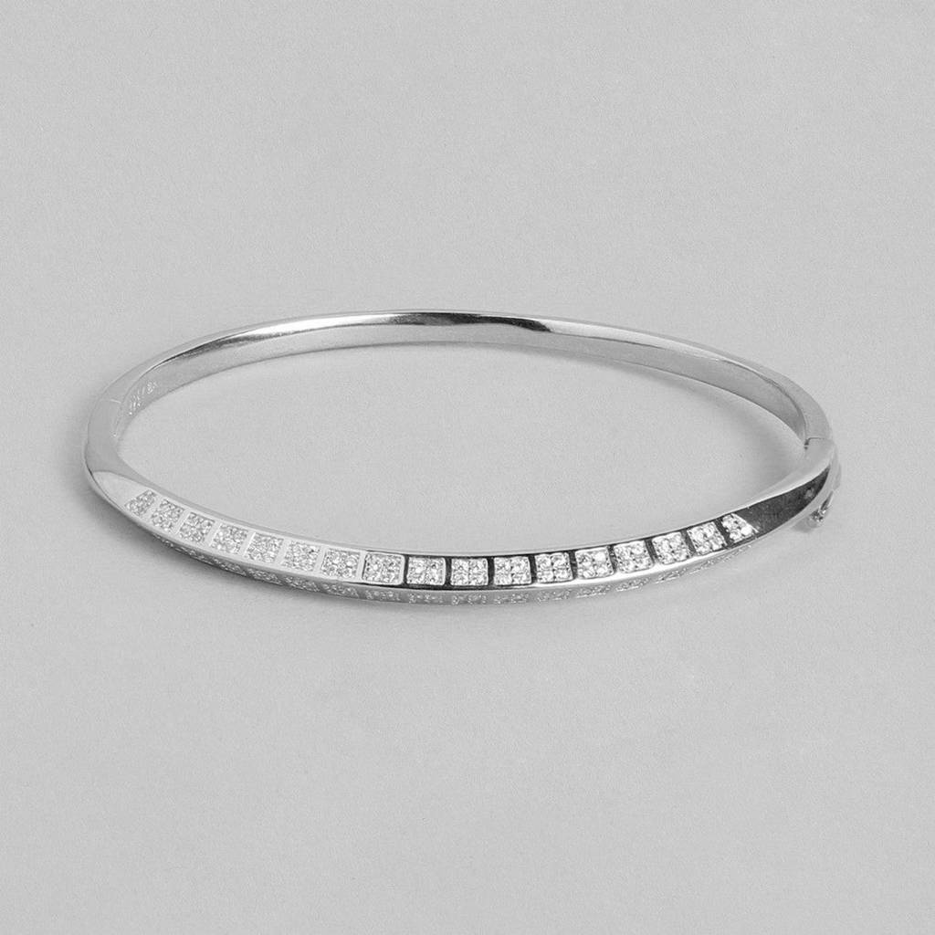 Classy 925 Sterling Silver Bracelet : BR-80142