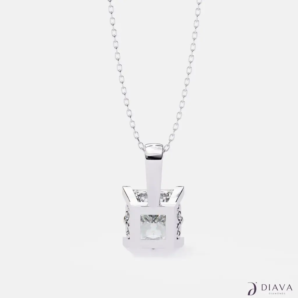 Classic Princess Solitaire Pendant : ClassicPrincessSolitairePendant