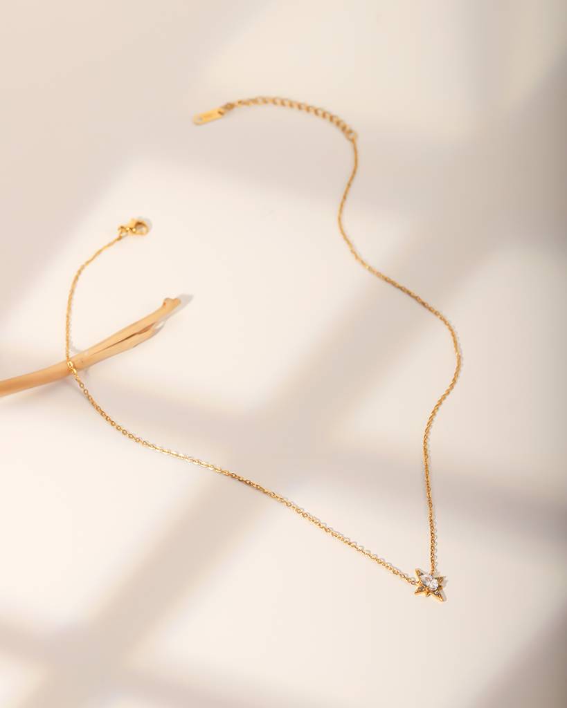 18Kt Gold Plated Octogonal Star Pendant Neckalce, Celest : INCELEST