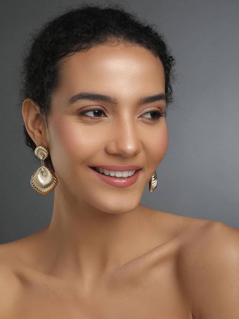 14K Gold Plated Shell Drop Earring : WER20MLGLD