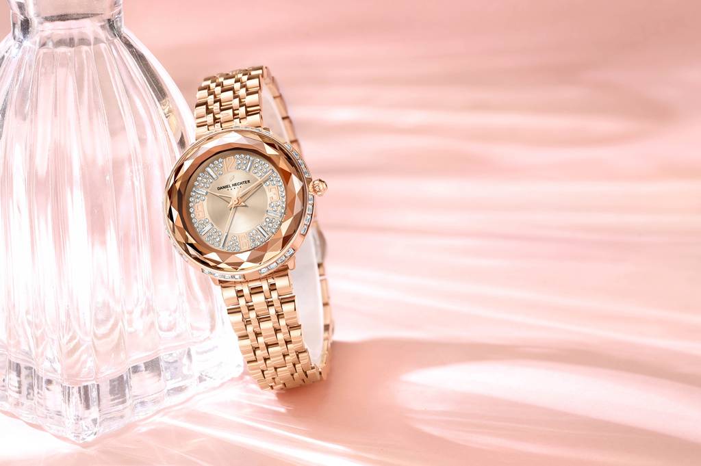 Daniel Hechter Paris Palais-Royal Collection Unique Analoge Watch For Women Withdiamond Cut Glass Dial And Stainl : DHW2003-11