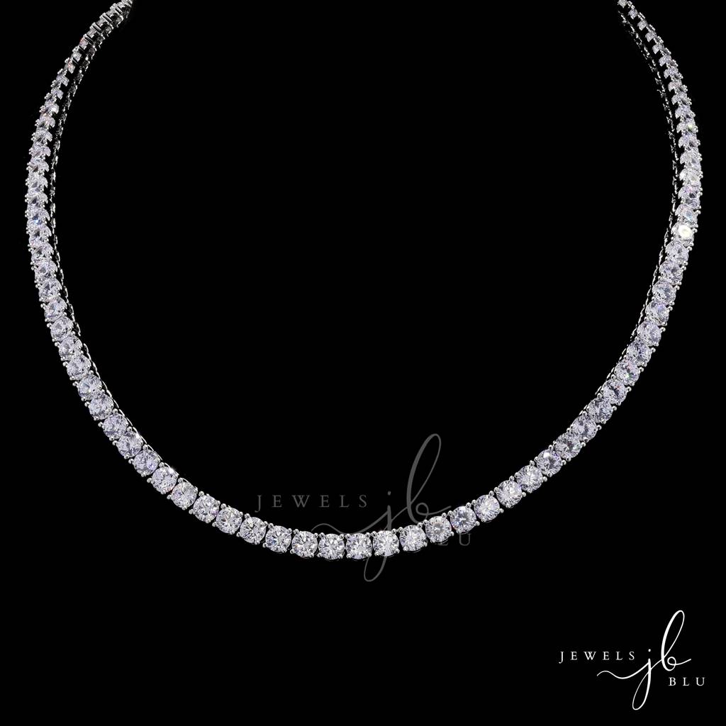 Classic Pointer Solitaire Single Line Necklace Set With Earrings : 800003