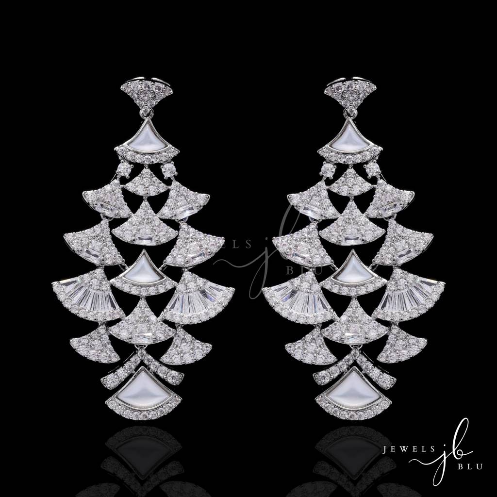 Premium Mother Of Pearl Detailing Nina Necklace Set With Earrings : 800007