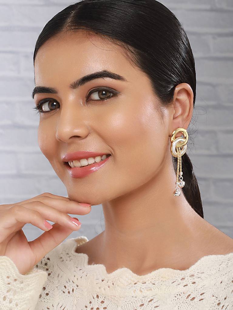 Anti-Tarnish 18K Gold Plated & Enamelled Eliptical Leafy Dangler Earrings : STER8029