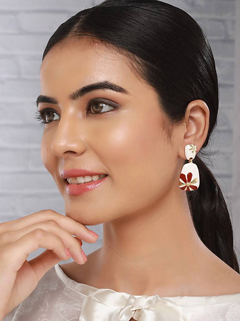 Anti-Tarnish Gold Plated & Enamelled Leaf Design Luxe Drop Earrings : STER8041
