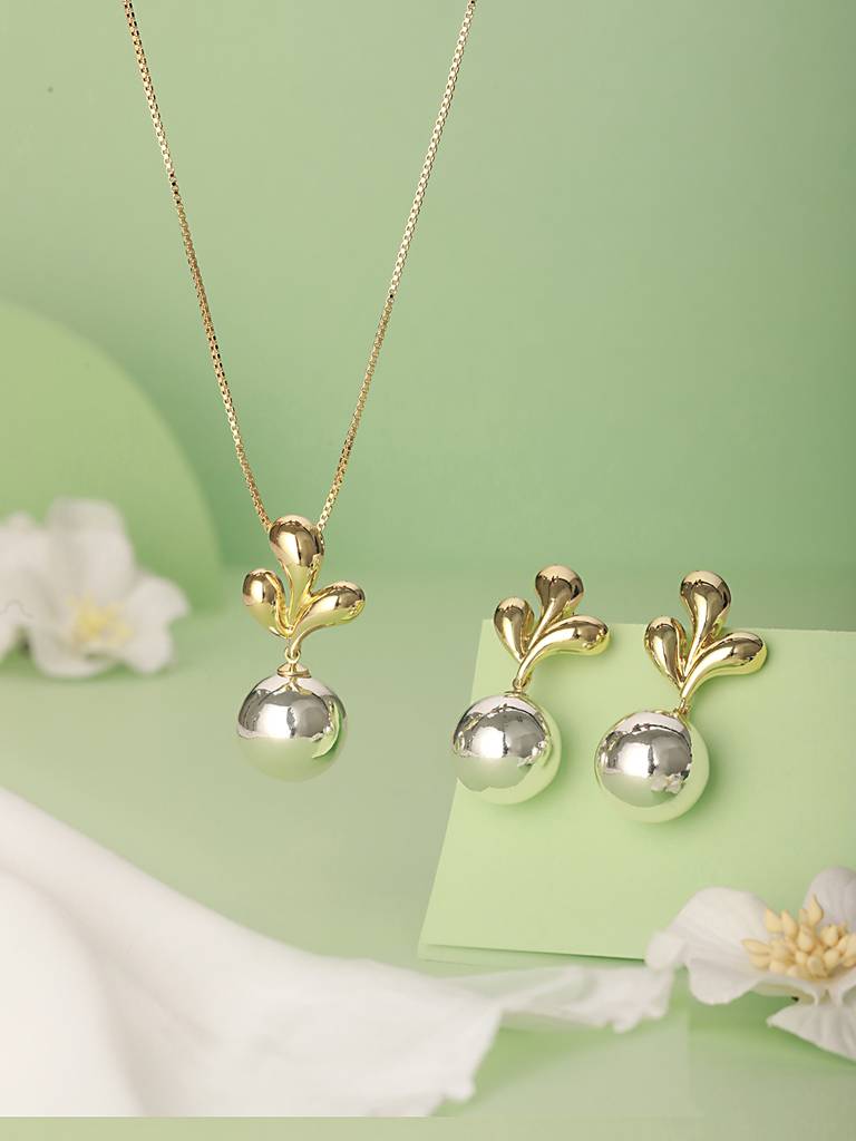 Anti-Tarnish Gold & Silver Plated Leafy Chunky Earrings & Locket Jewellery Set : STLK8072