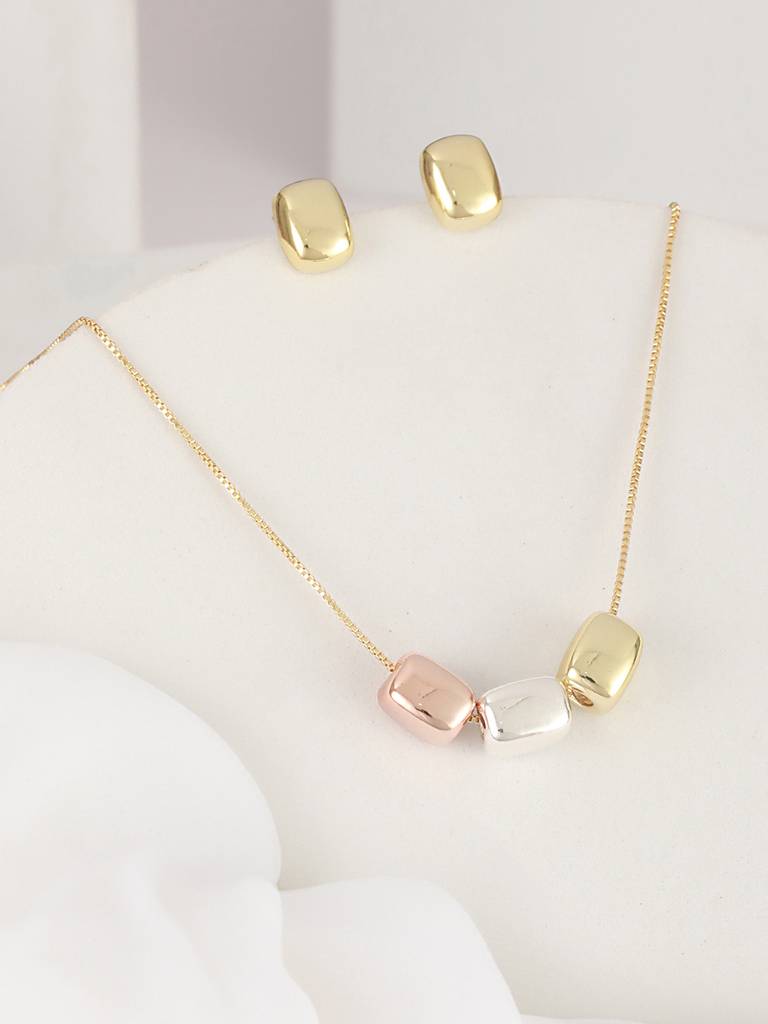 Anti-Tarnish Gold Plated Triple Toned Block Shaped Chunky Minimal Locket Jewellery Set : STLK8075