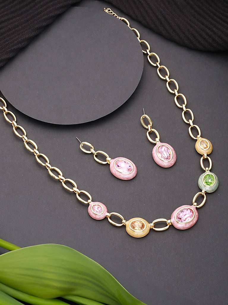 Anti-Tarnish Gold Plated Crystal Studded Link Chain Necklace Jewellery Set : STNK8095