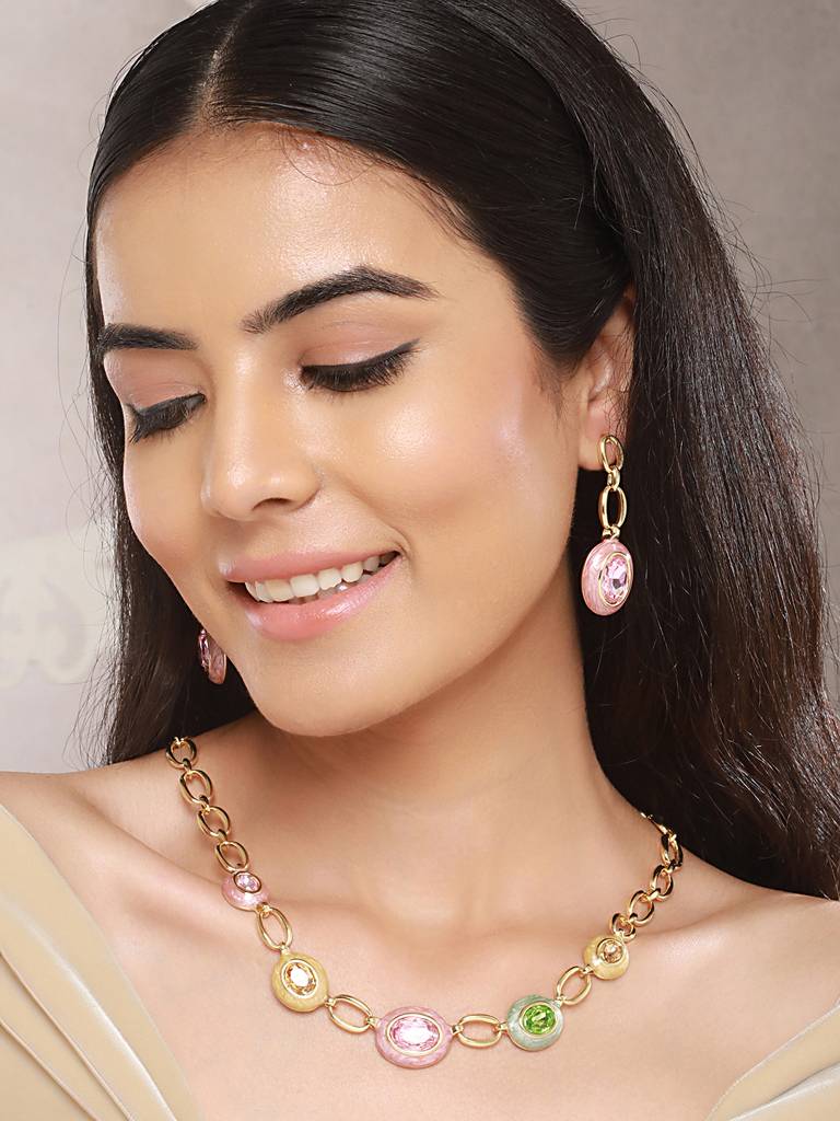 Anti-Tarnish Gold Plated Crystal Studded Link Chain Necklace Jewellery Set : STNK8095