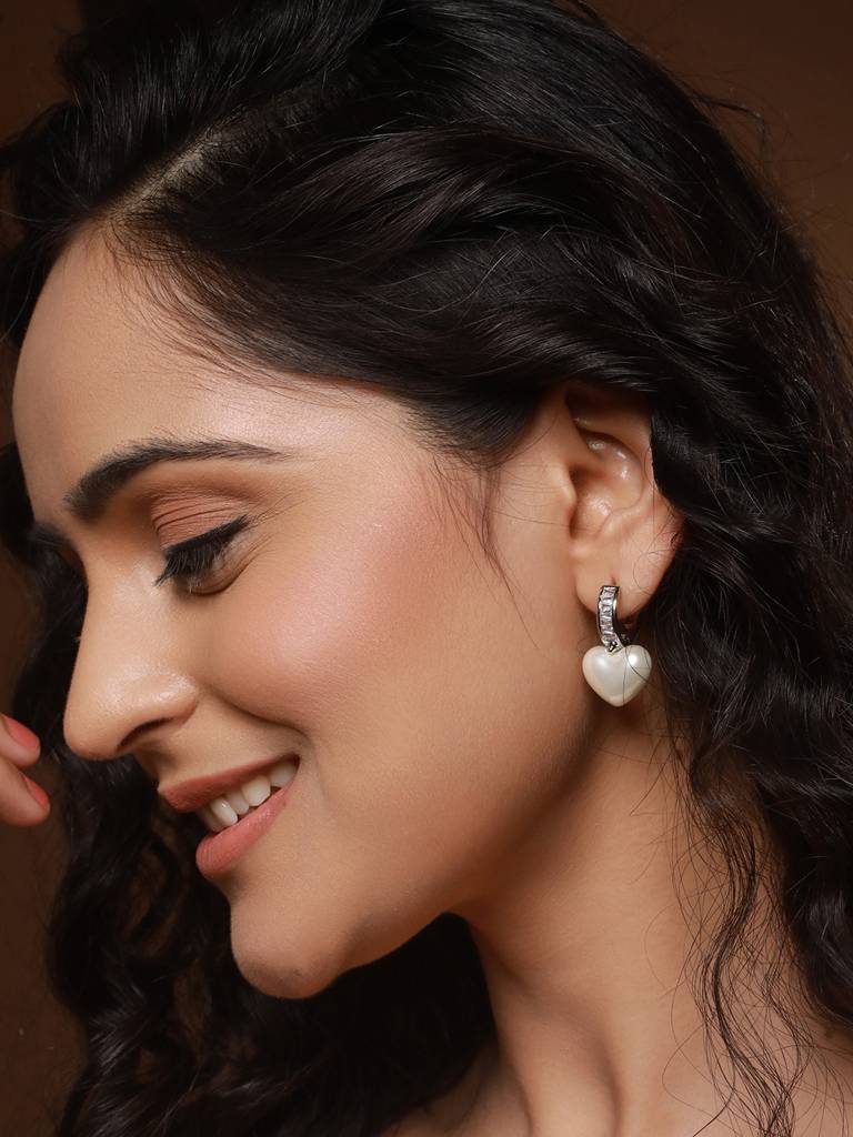 Silver Plated Faux Pearl Studded Heart Shaped Small  Minimal Hoop Earrings : STER8115