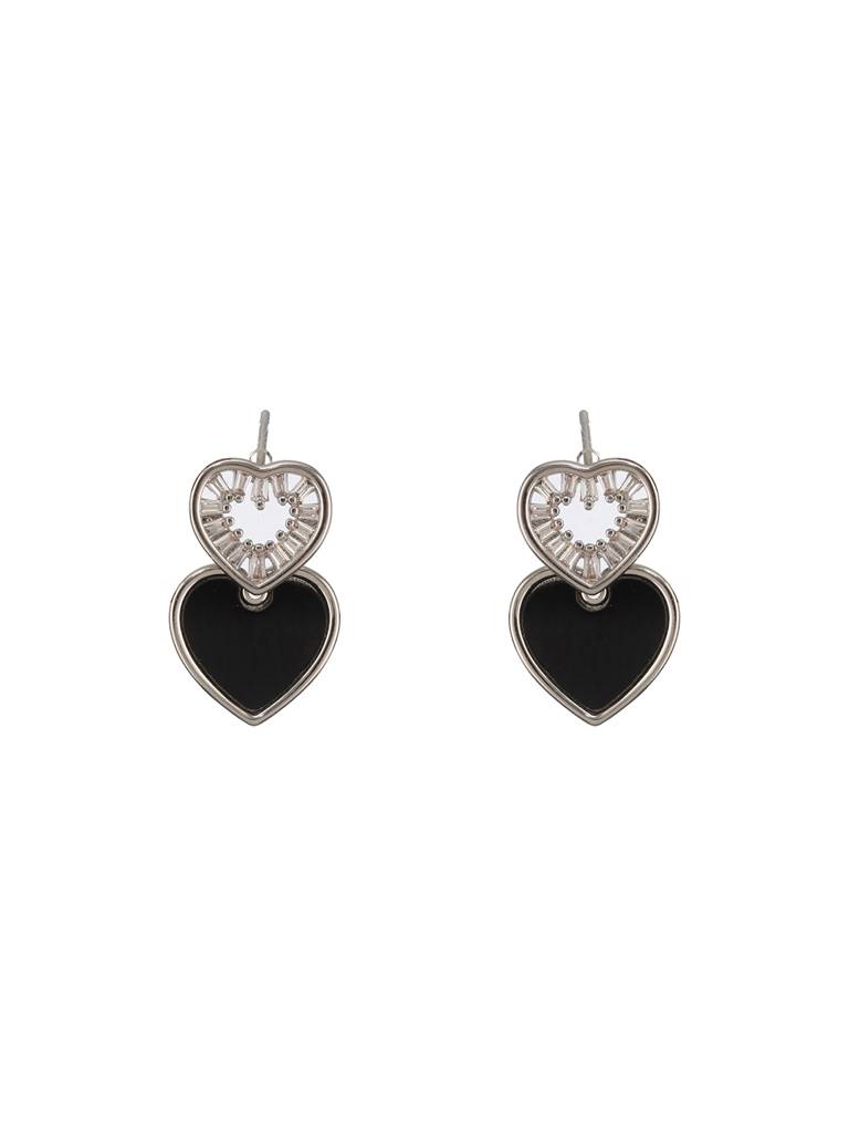 Silver Plated Heart Shaped Studds Minimal  Earrings : STER8118