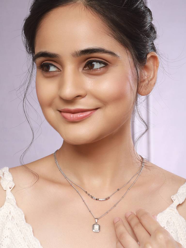 Anti-Tarnish Rhodium Plated Layered Minimal Geometric Pendant Necklace & Chain : STLK8132