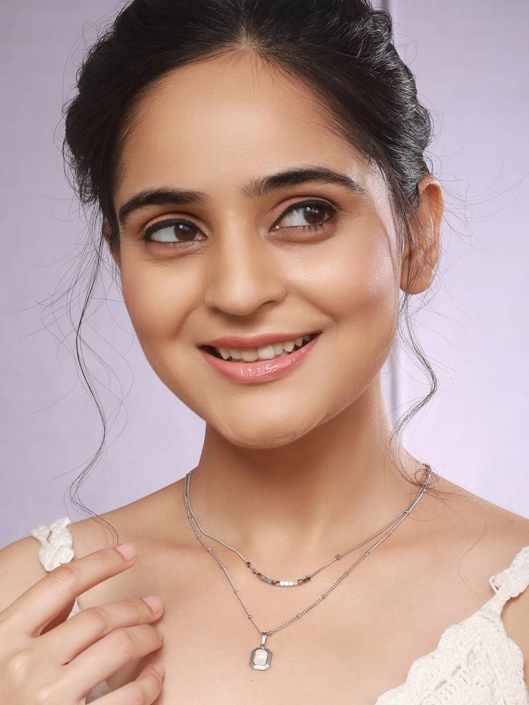 Anti-Tarnish Rhodium Plated Layered Minimal Geometric Pendant Necklace & Chain : STLK8132