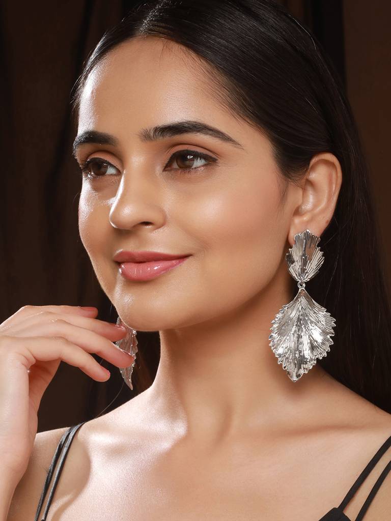Anti-Tarnish Silver Plated Stylish Quirky Drop Earrings : STER8170