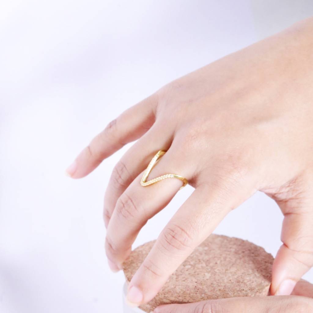 Stainless Steel Zircon Ring, V Ring