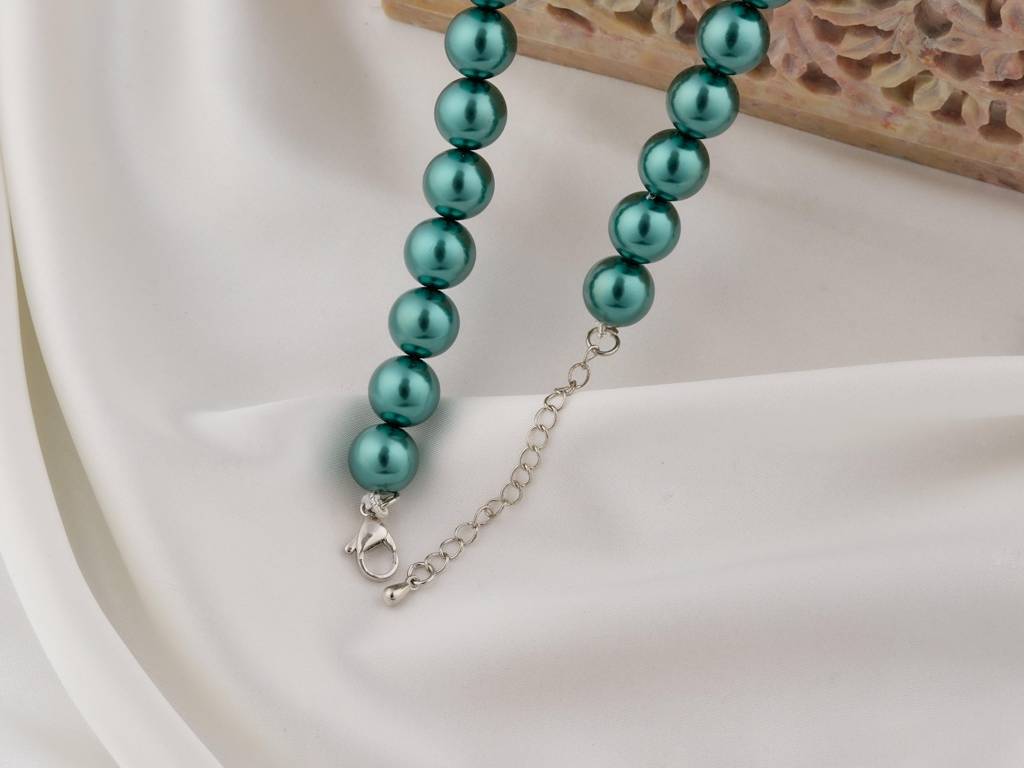 British Green Pearls Necklace Set : PRMBS01