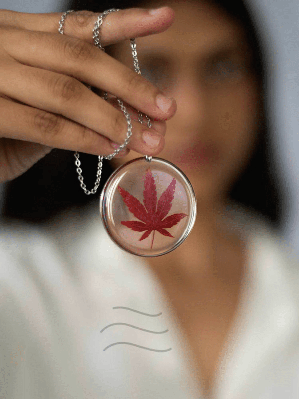 The Fall Locket : LA-FF-TFL-01