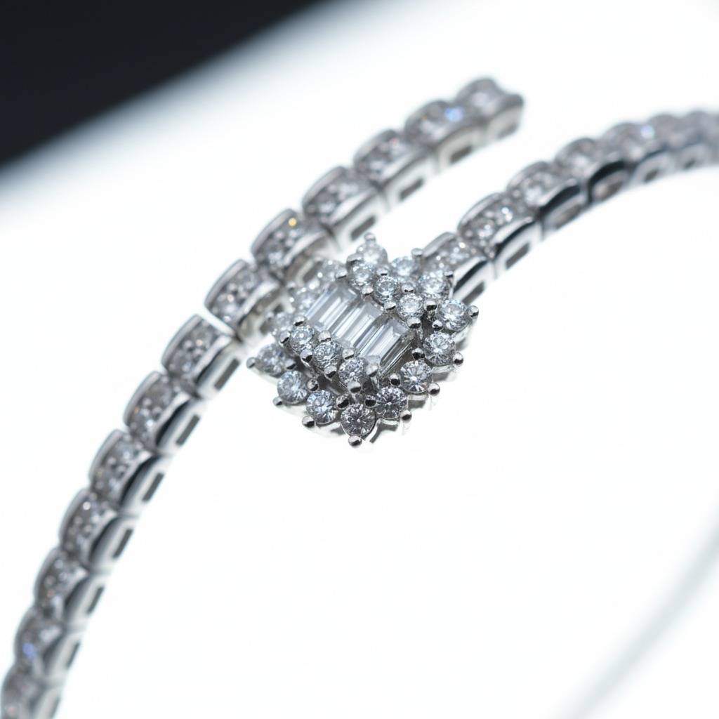 The Lumina Bracelet : LKDCZTH02