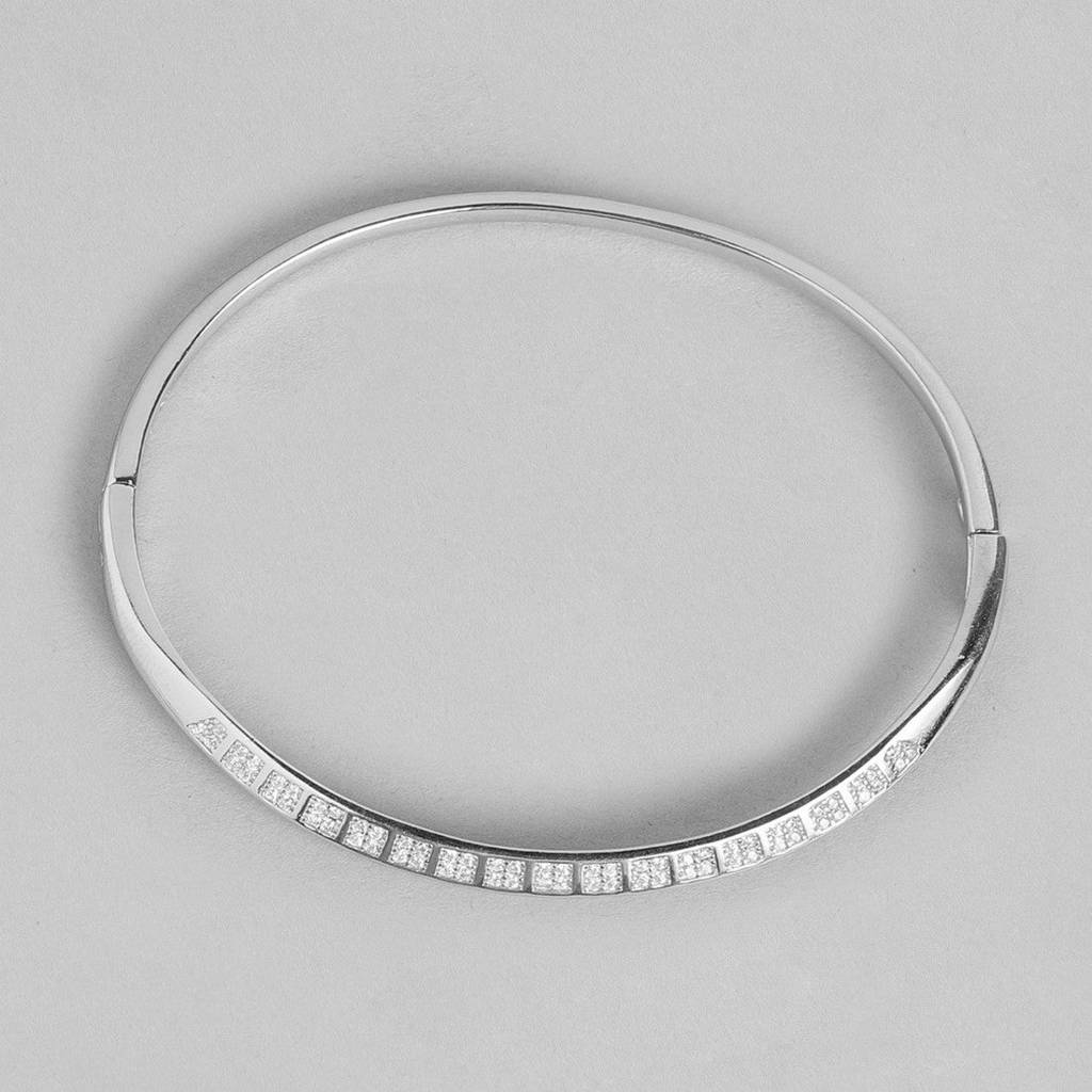 Classy 925 Sterling Silver Bracelet : BR-80142