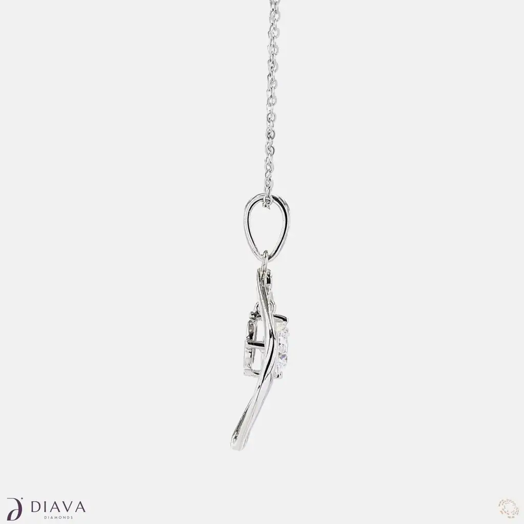 Dangling Solitaire Pendant : DanglingSolitairePendant