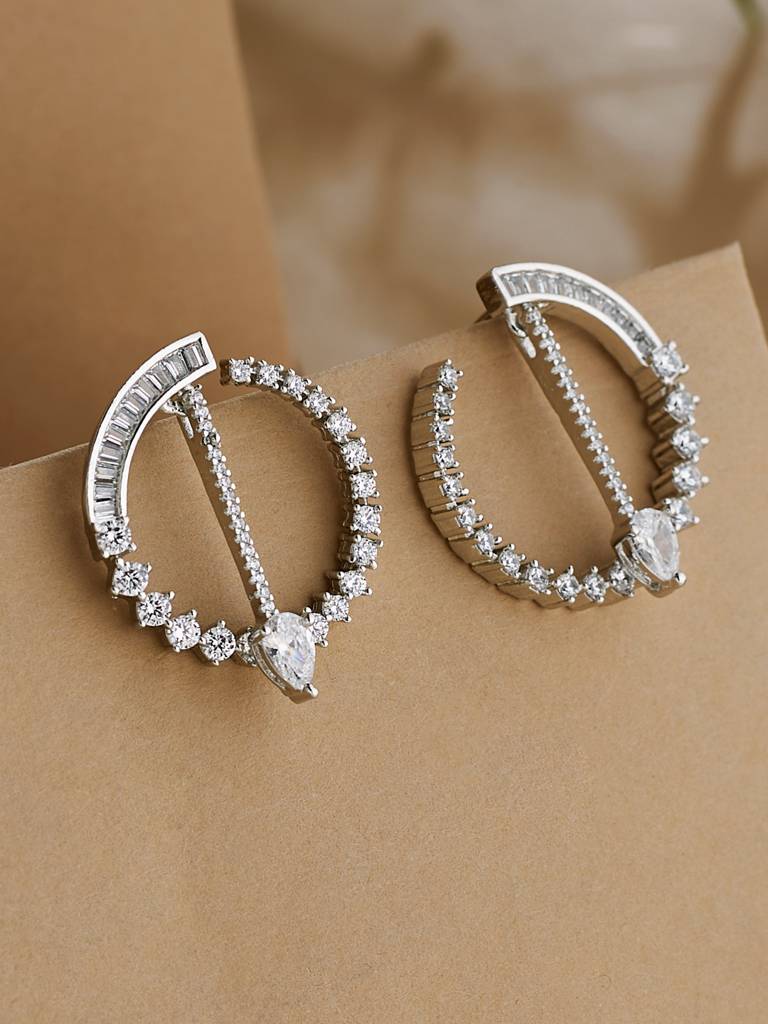 Elegant Silver Hoop Earrings With Cz Diamond : YI24A0098E