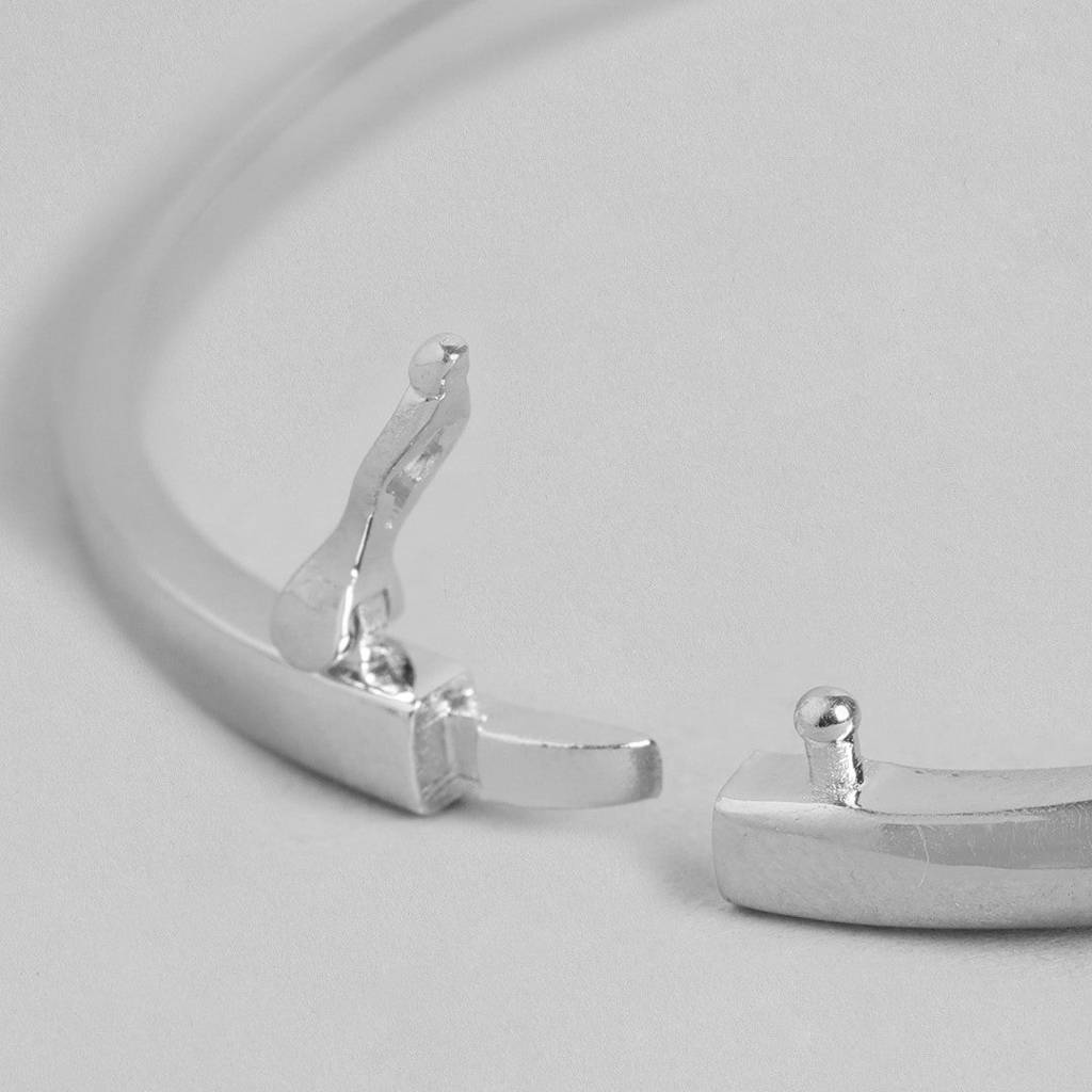 Dazzling 925 Sterling Silver Bracelet : BR-80132