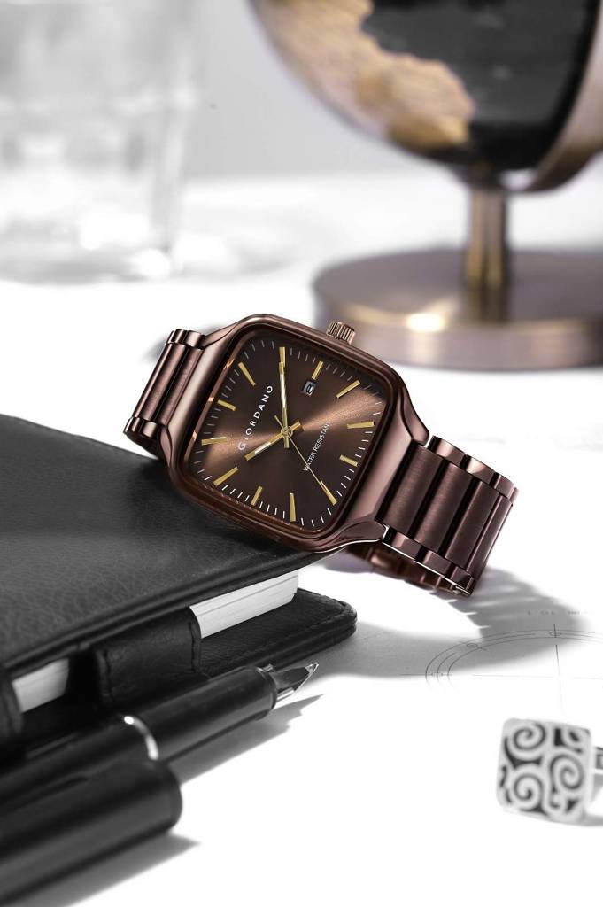 Giordano Analog Watch For Men Â Square Dial, Stainless Steel Strap, Date Display, Water Resistant Classic Dres : GZ-50163-55