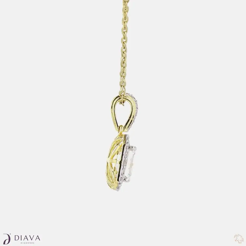 Framed Emerald Elegance Pendant : FramedEmeraldElegancePendant