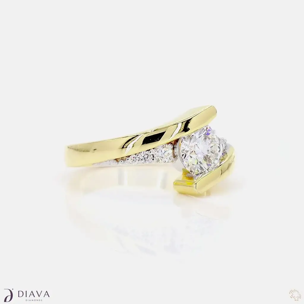 Sparkling Promise Ring : SparklingPromiseRing
