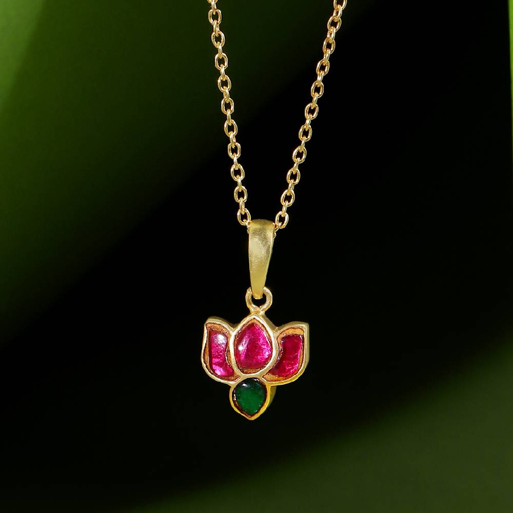 92.5 Silver Crimpson Kundan Lotus Necklace : 92.5 Silver Crimpson Kundan Lotus Necklace : 92.5 Silver Crimpson Kundan Lo