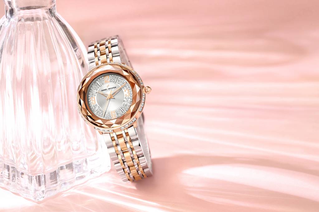 Daniel Hechter Paris Palais-Royal Collection Unique Analoge Watch For Women Withdiamond Cut Glass Dial And Stainl : DHW2003-33