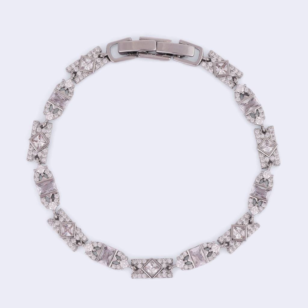 Luxurious Square Shape Silver Plated Free Size Charm Bracelet For Women : 92BT03