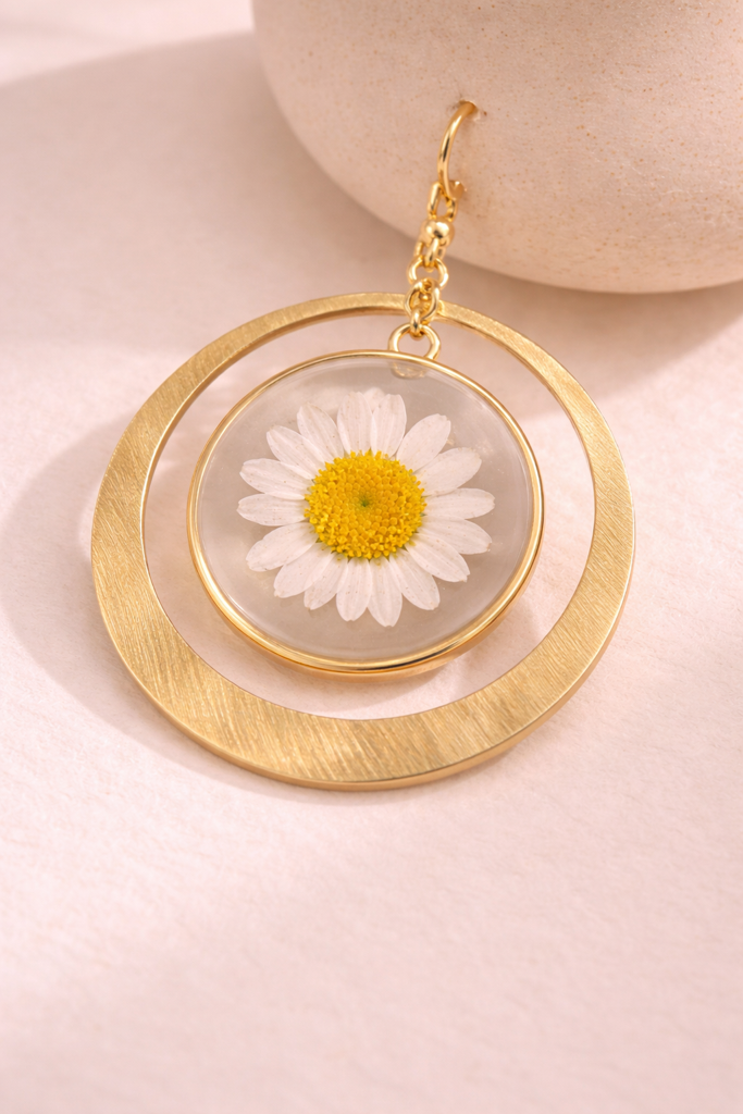 Daisy Resin Earrings : Le208