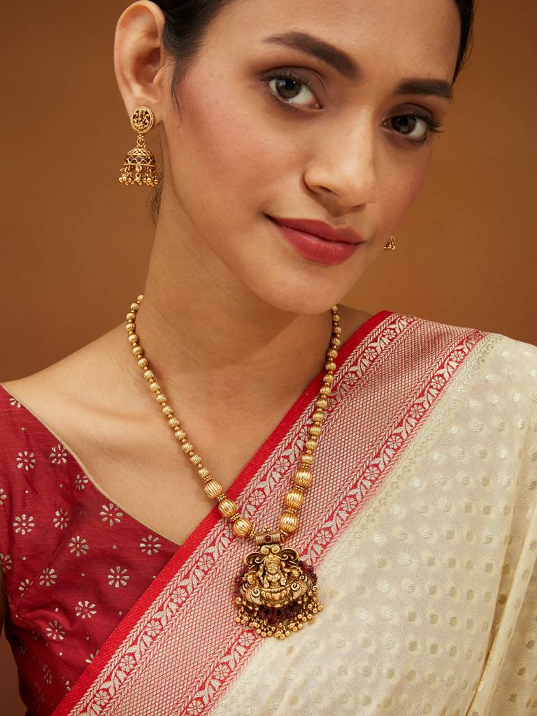 Antique Gold Temple Necklace Set : YI24A0121N