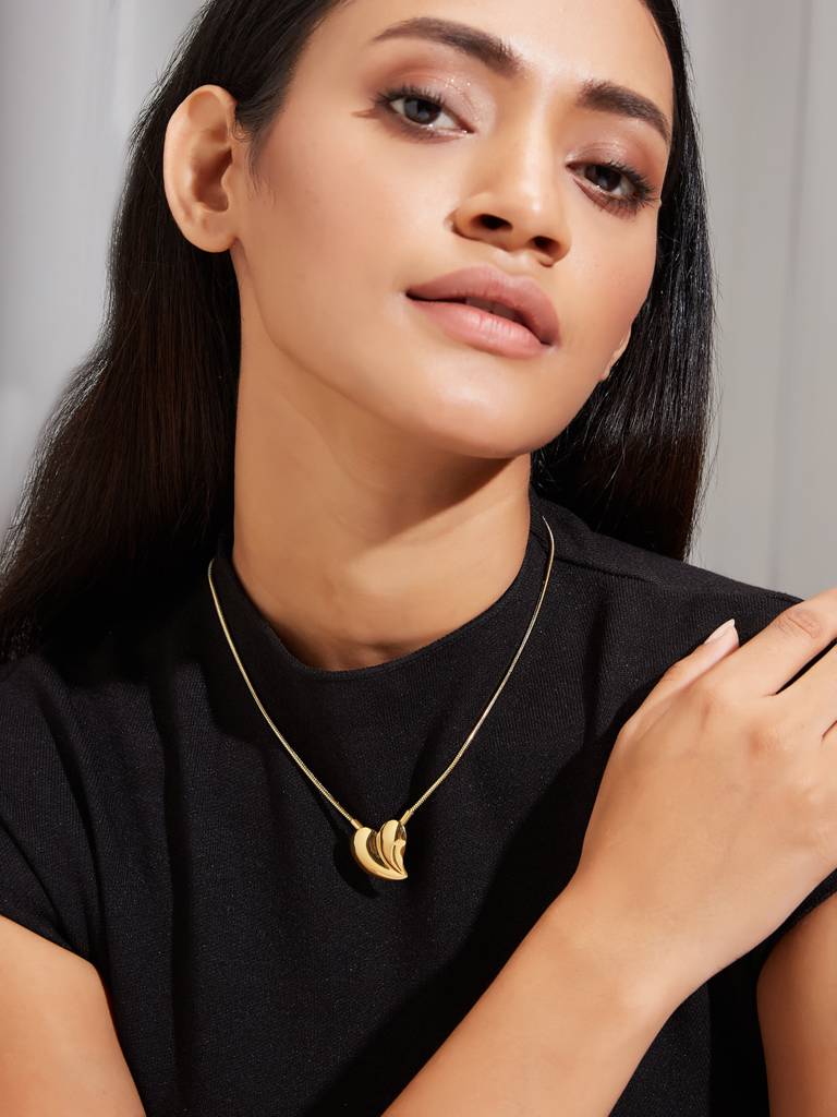 Gold Heart Pendant Chain : YI24A0083N