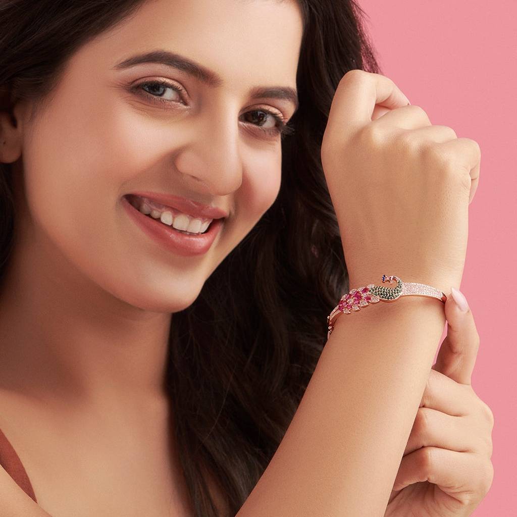 Zavya Eternal Bloom X Peacock Silver Bracelet In Rose Gold : BR-80145-Forever_Love