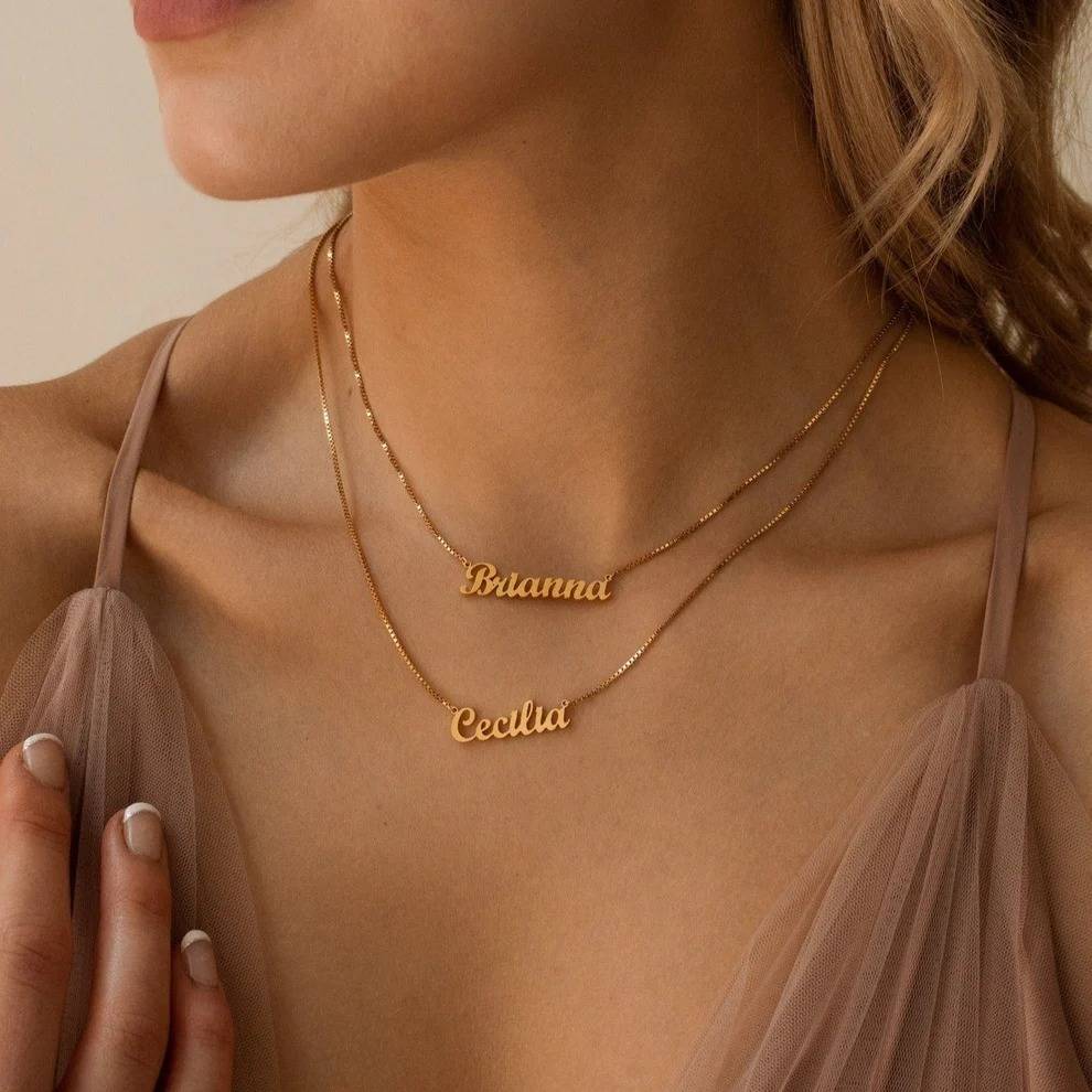 London Double Name Necklace In Box Chain : CNE21