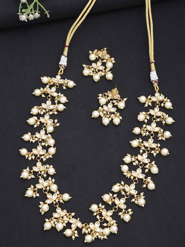 Cream Beaded Kundan Neckpiece With Earrings : A380-125