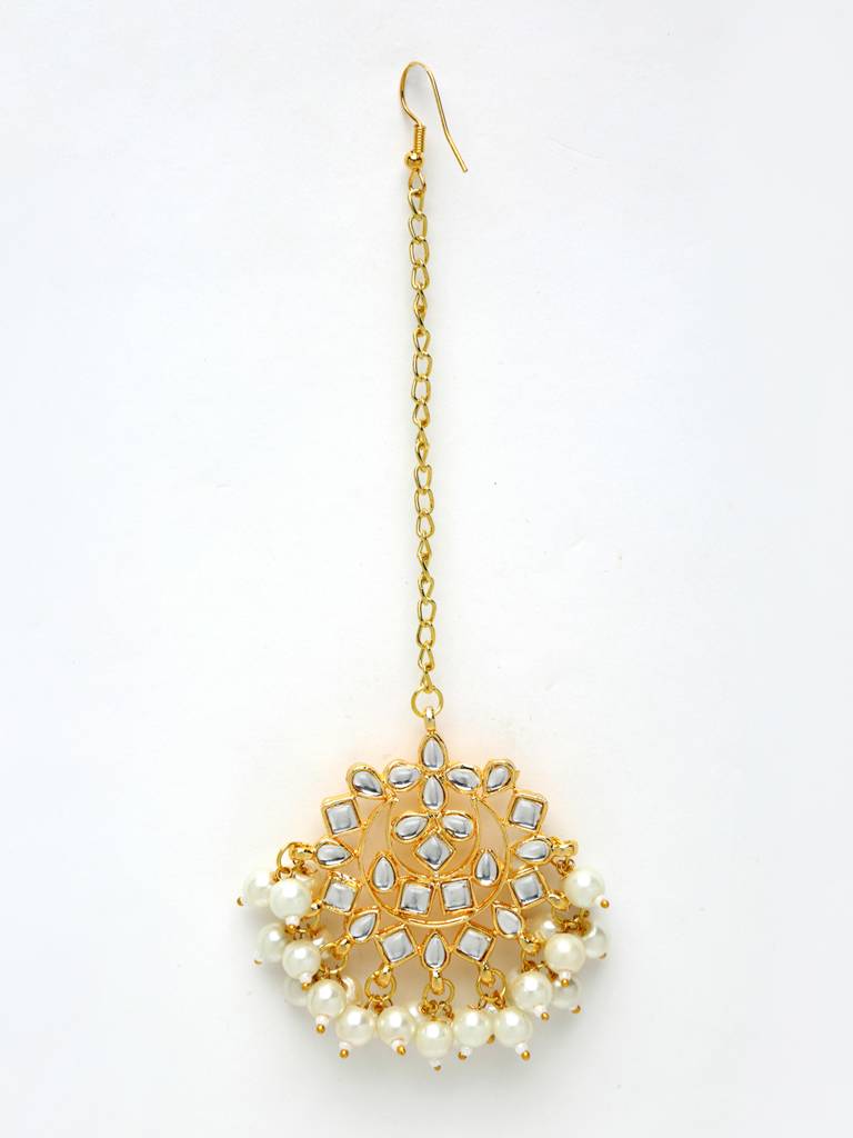 Kundan Choker With Earrings & Maang Tika : A380-126