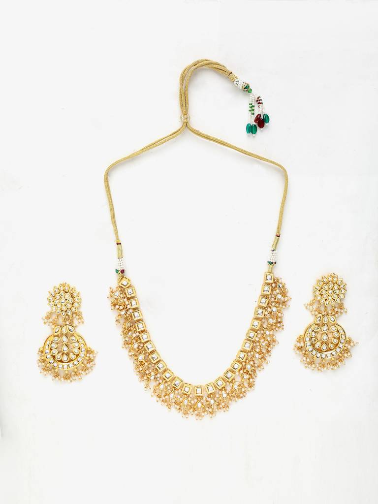 Stone Kundan Choker With Studs : A380-96