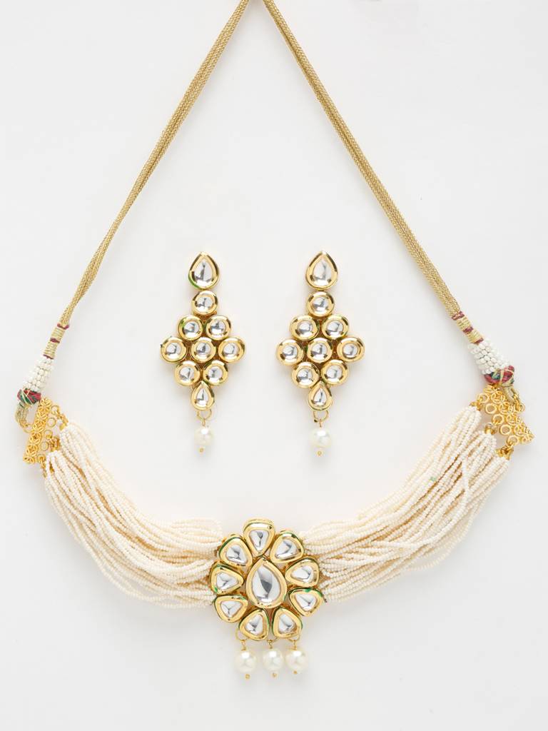 White Studded Kundan Choker With Earrings : A404-04