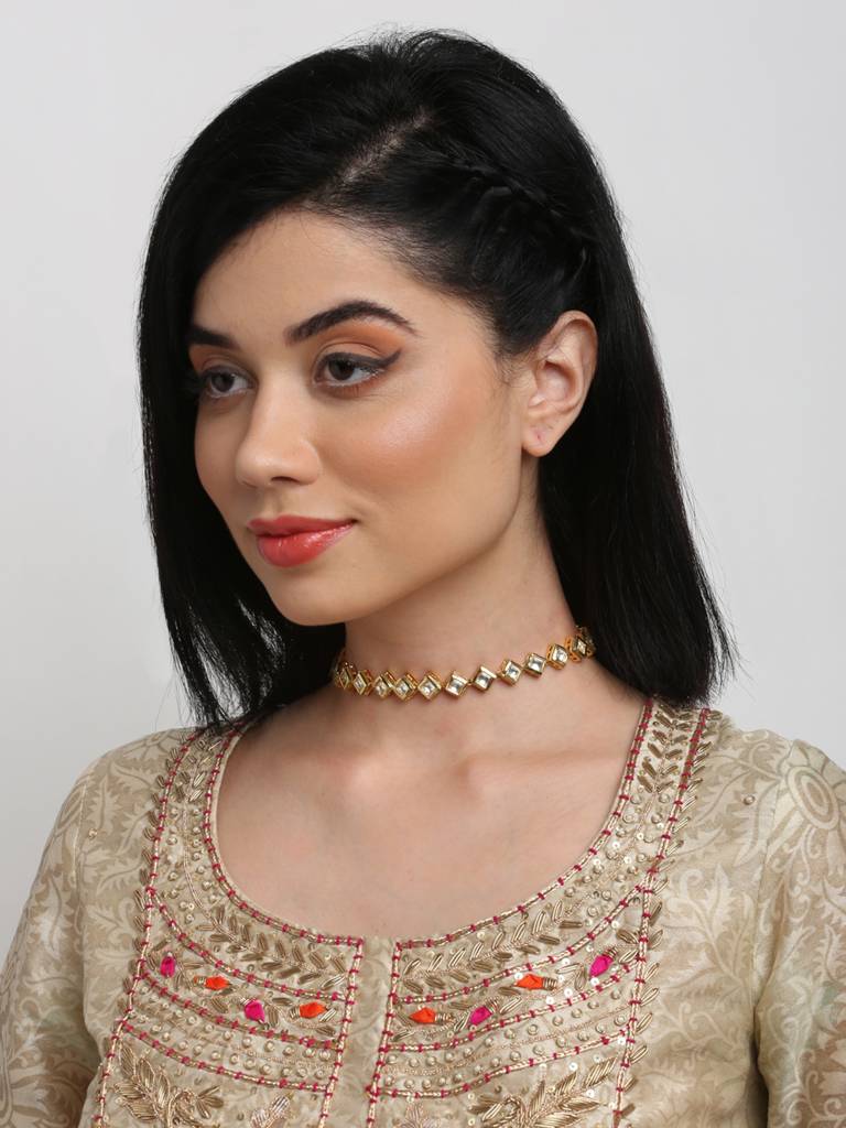 Diamond Shaped Kundan Neckpiece : A404-22