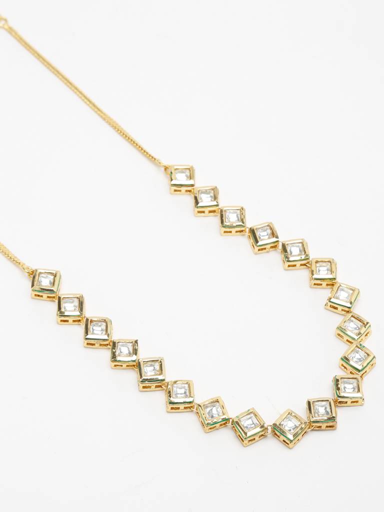 Diamond Shaped Kundan Neckpiece : A404-22