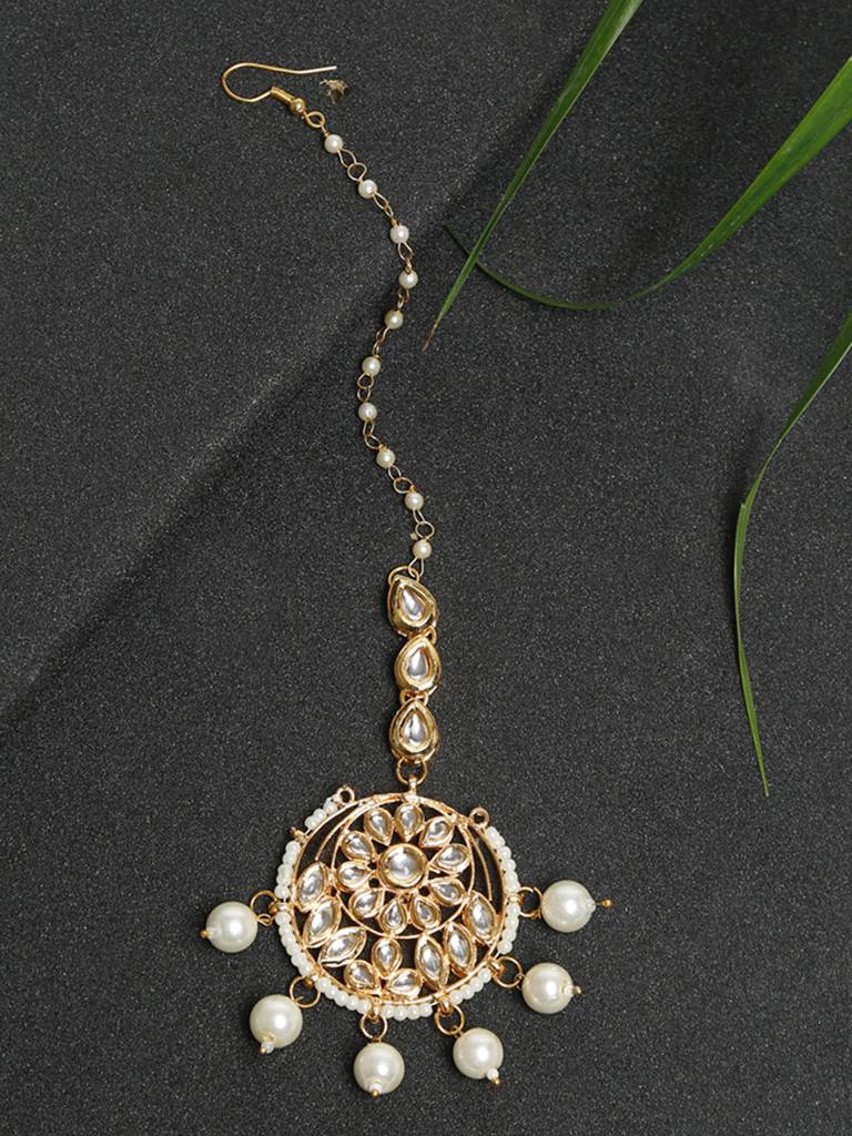 White Pearl Kundan Maang Tikka : A404-85