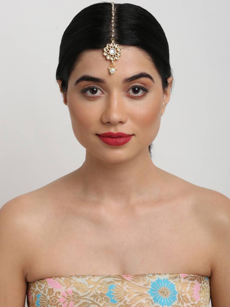 Gold And Kundan Handcarfted Maang Tikka : A404-89