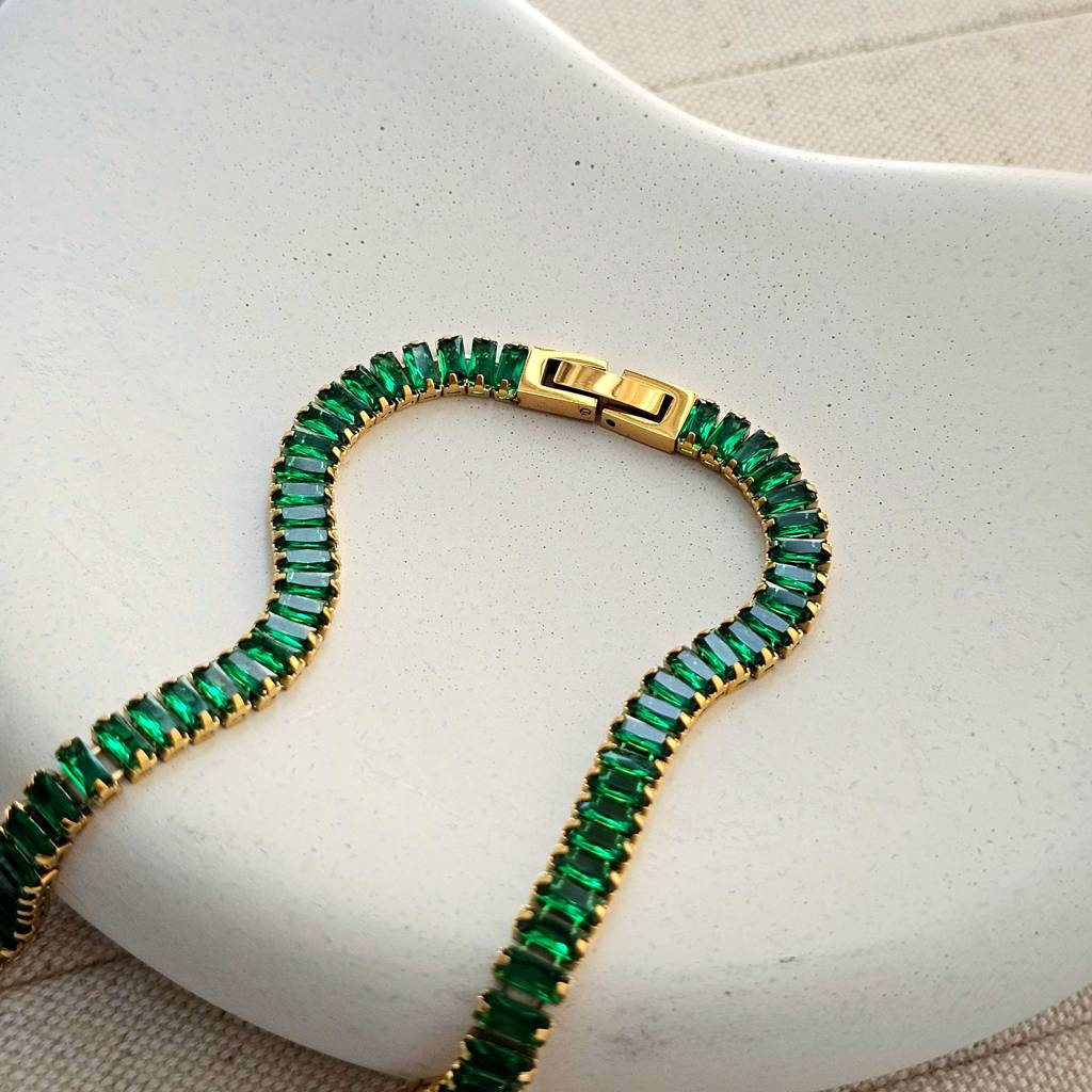 Aaa Zircon Green Baguette Tennis Necklace : TAA-9708562809110-NECKLACE