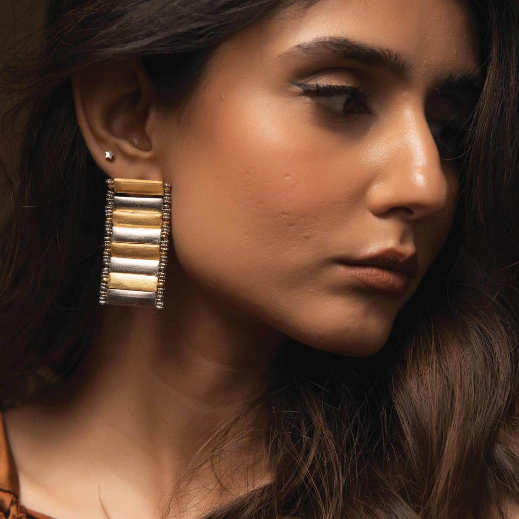 Sitara Earrings : AAIN022