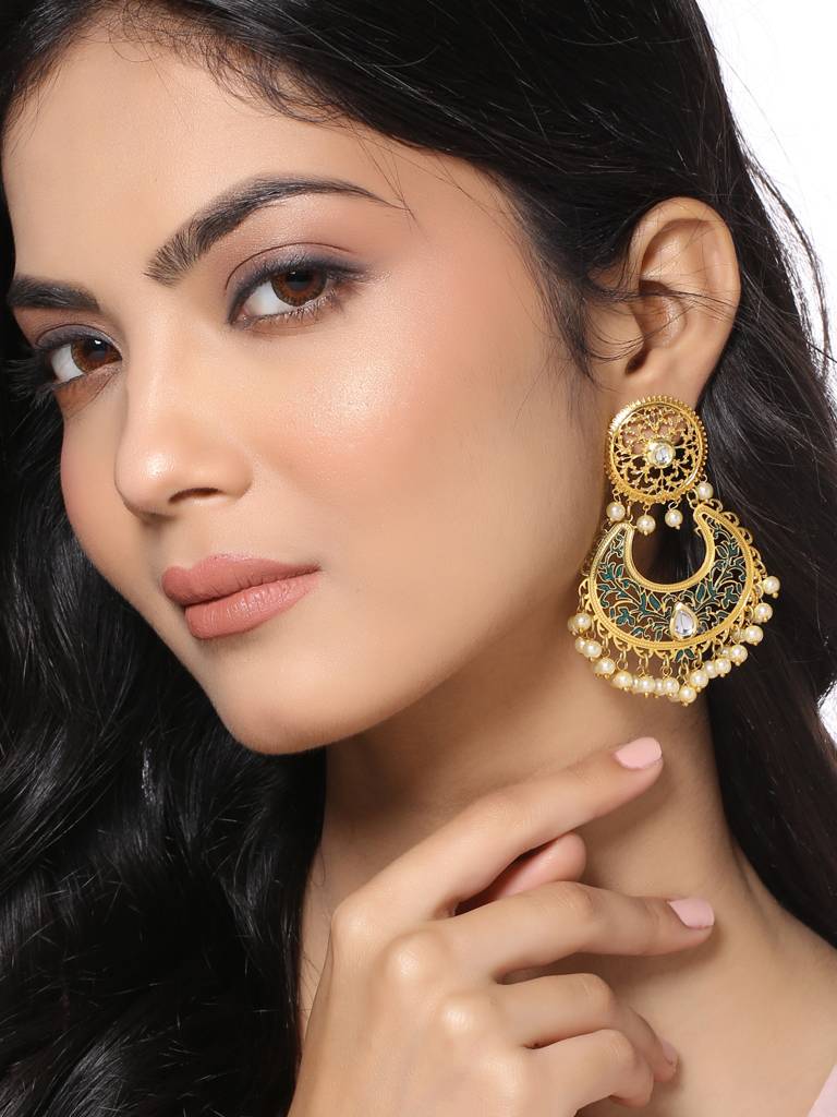 Falak Chandbali : ABACE01
