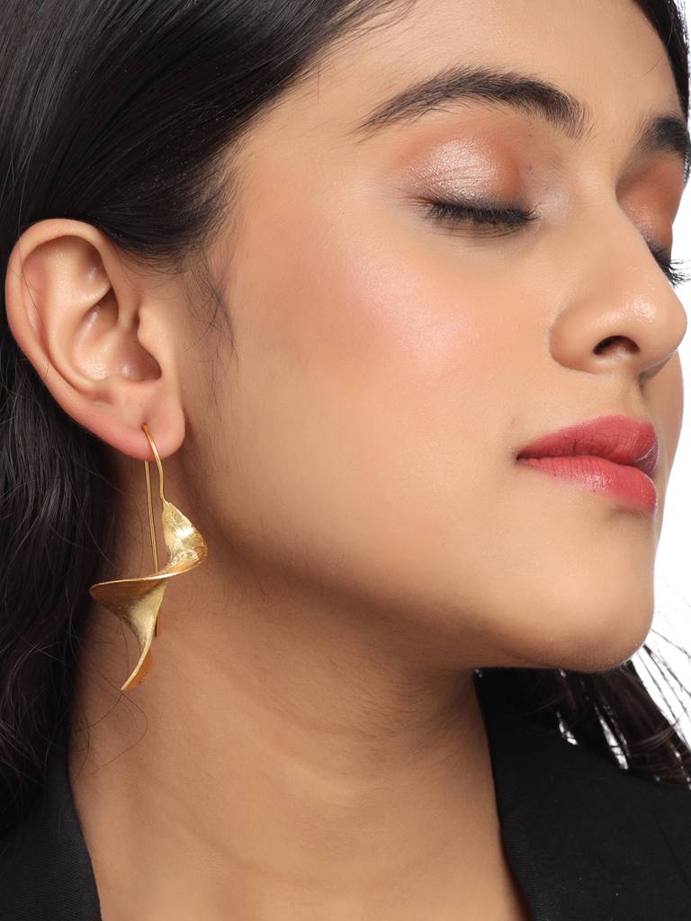 Handcrafted 18K Gold Plated Spiral Danglers : ABRKE06