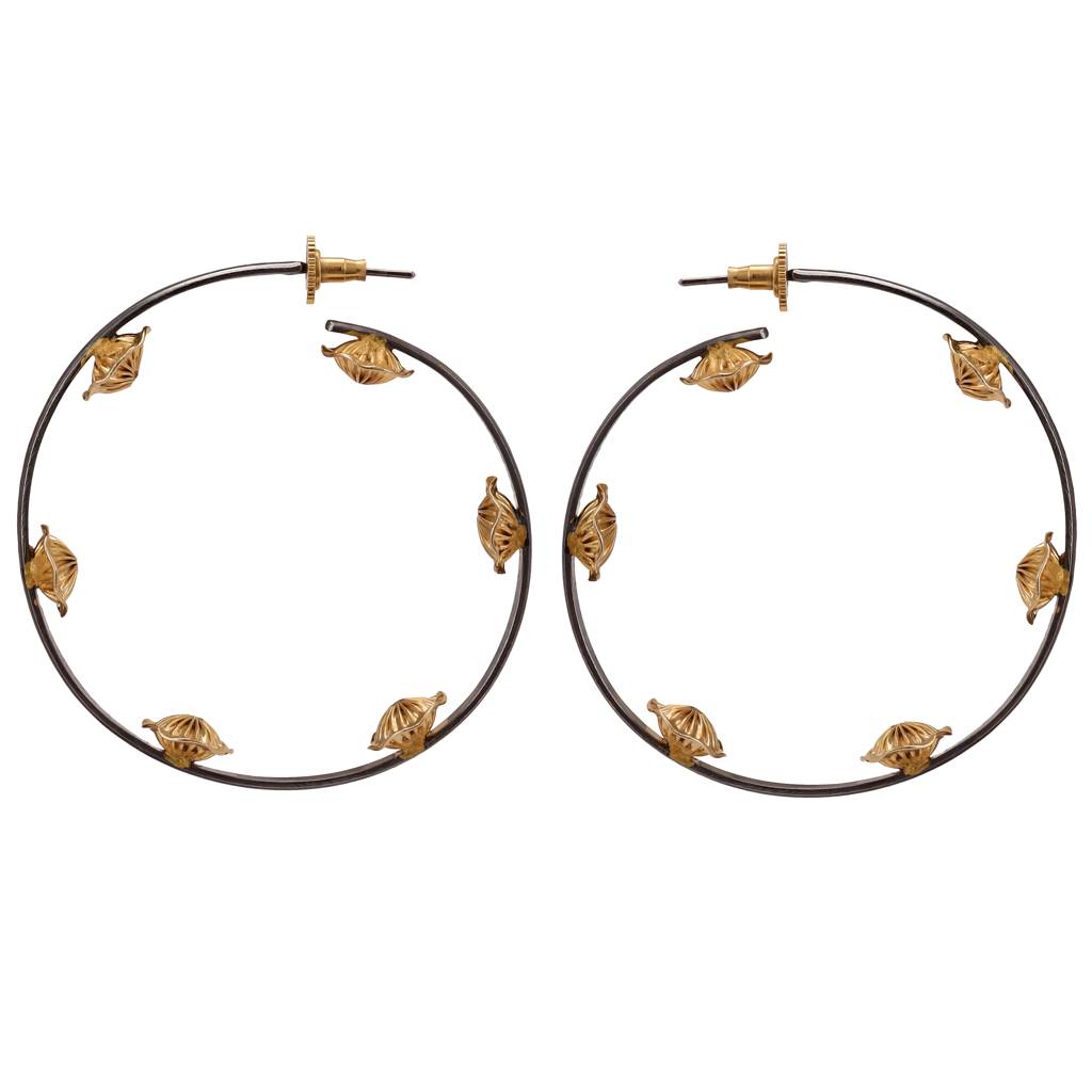Serenity Black And Gold Hoop Earrings : AC-1048